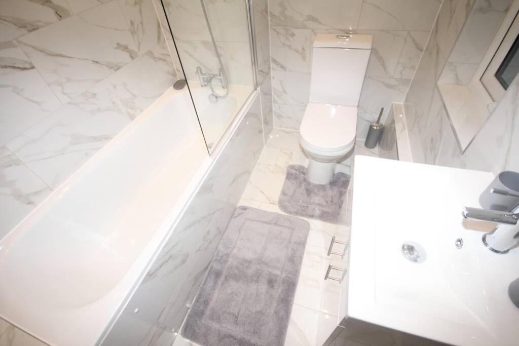 Great West Road Apartments Flat D Londres Extérieur photo